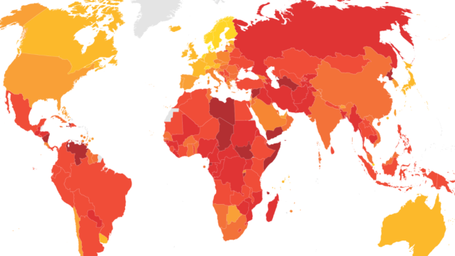 España vuelve a bajar un punto por segundo año consecutivo y se estanca en la prevención y lucha contra la corrupción